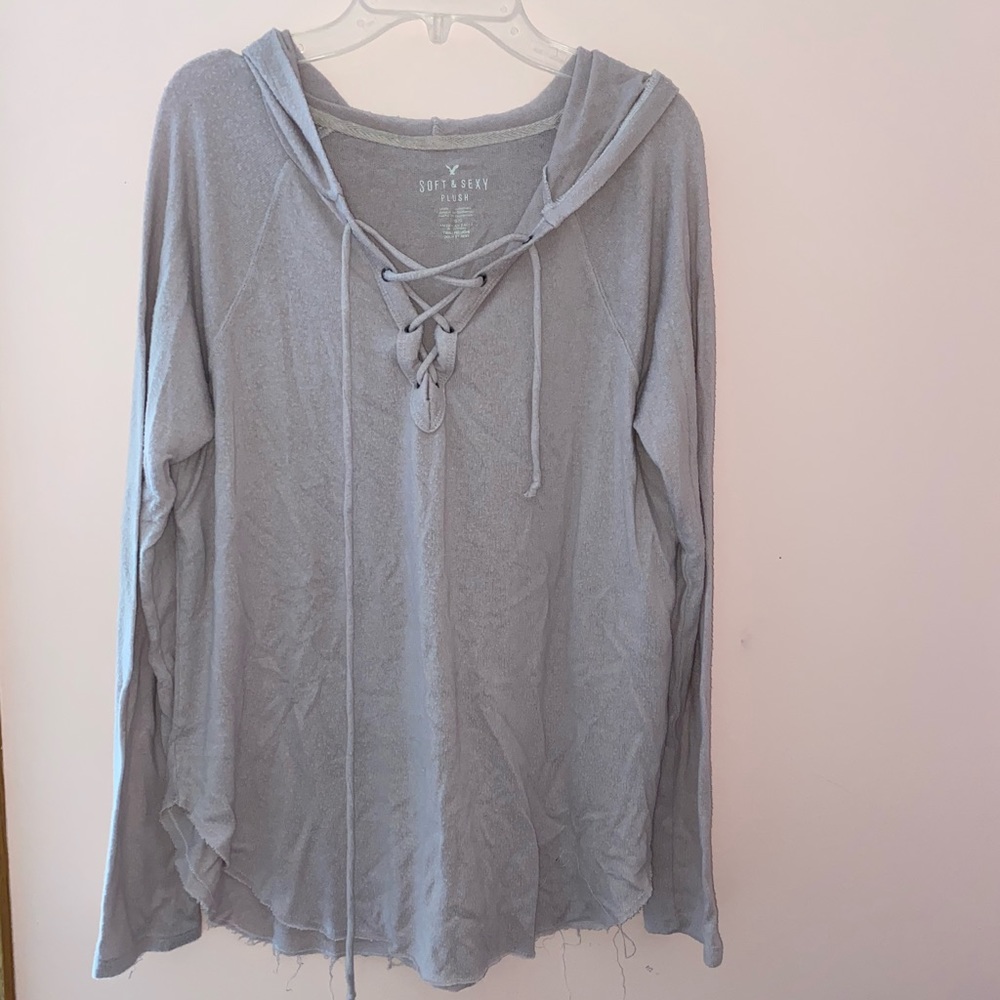 Thin sweatshirt